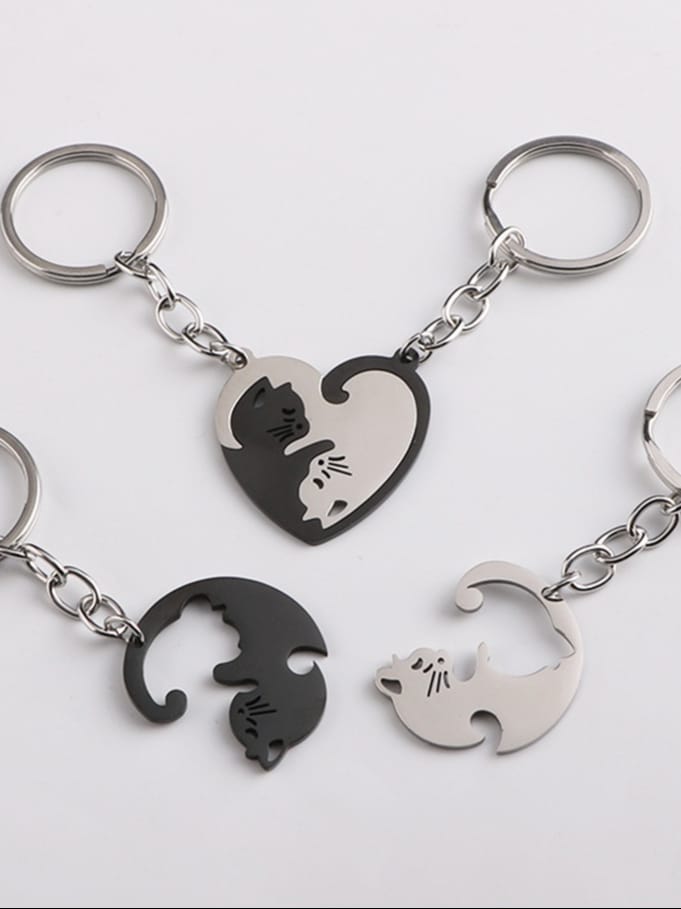 Heart Cat Puzzle Keychain Set